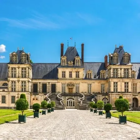 Quartier 113 - Close Insead And Chateau Apartment